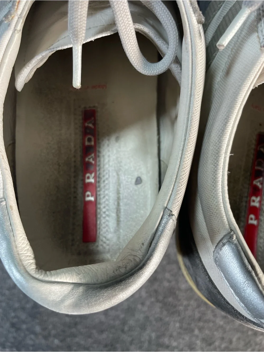 PRADA SPORTS MEN'S SZ 10 DESIGNER SHOES WHITE & SILVER SNEAKERS 4E1806 - Picture 13 of 16